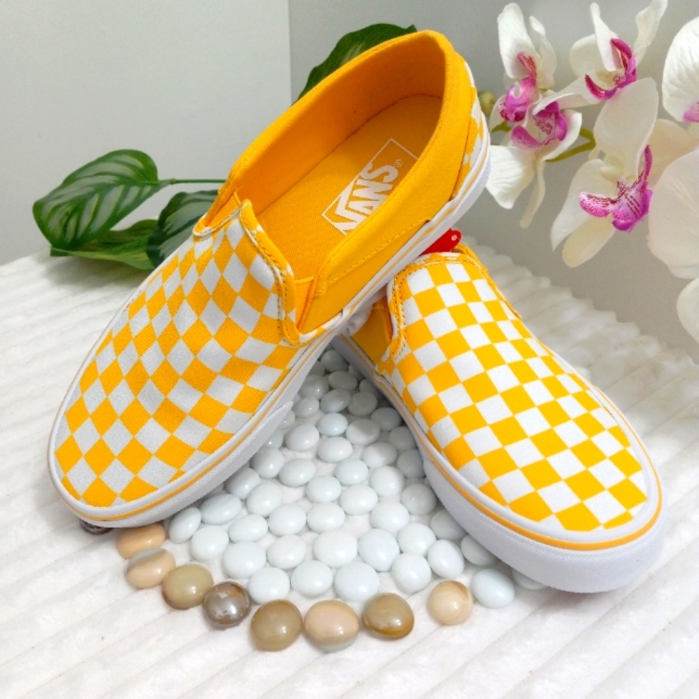 Vans  Checkerboar women  size 7.5